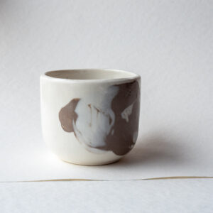 Skaite Mug 08 that got too friendly with the kiln shelves - Image 3